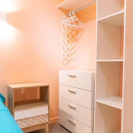Apartment T2 A Stone's Throw From Gare *